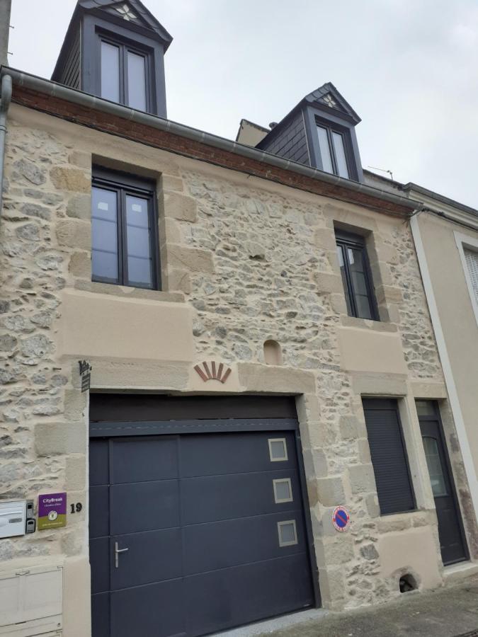 Charmes En Ville Le Charme Atypique Montluçon Eksteriør bilde