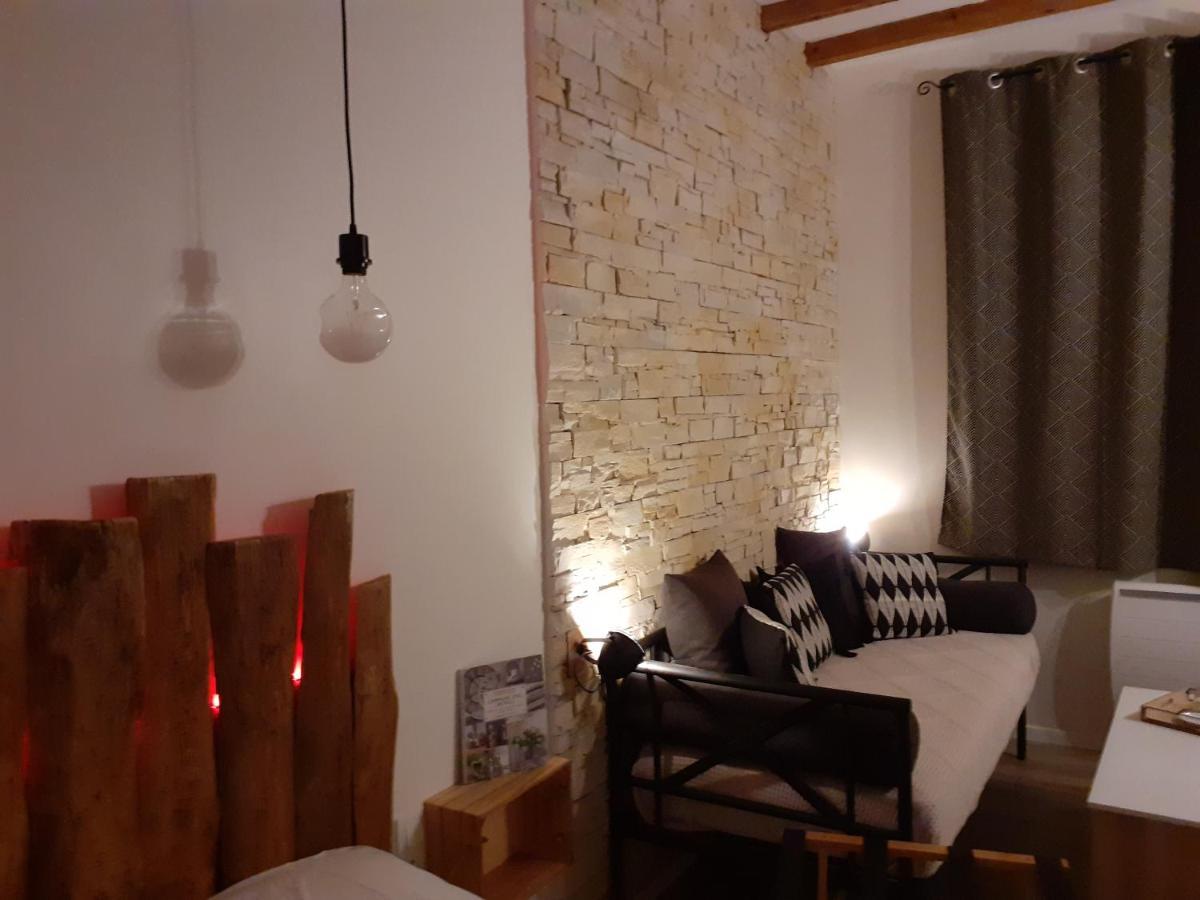 Charmes En Ville Le Charme Atypique Montluçon Eksteriør bilde